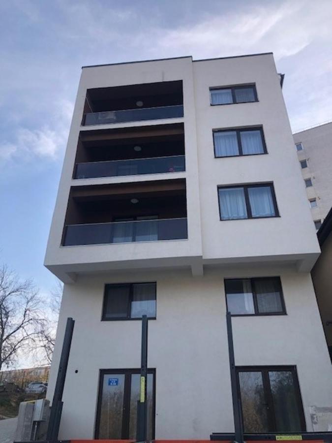 Escape Lounge Apartment Craiova Exterior photo